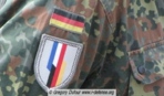 Un symbole franco-allemand : des soldats allemands sur les Champs-Elysées Un symbole franco-allemand : des soldats allemands sur les Champs-Elysées