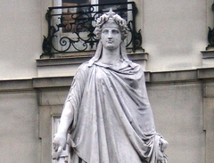 La République de face La République de face