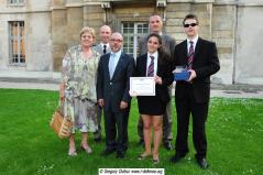 Les représentants de la Base de Défense de Metz, du Lycée Raymond Mondon de Metz et de la Région Lorraine