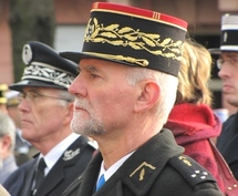 Le Général Gérard Déanaz Le Général Gérard Déanaz