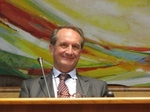 Gérard Longuet, Ministre de la Défense et des Anciens Combattants à l'Hôtel de Région à Metz lors du colloque sur Pierre Messmer Gérard Longuet, Ministre de la Défense et des Anciens Combattants à l'Hôtel de Région à Metz lors du colloque sur Pierre Messmer