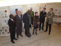 Les organisateurs du colloque autour de Laurence Demonet, Vice-Présidente du Conseil Régional de Lorraine lors de l'inauguration de l'exposition Les organisateurs du colloque autour de Laurence Demonet, Vice-Présidente du Conseil Régional de Lorraine lors de l'inauguration de l'exposition